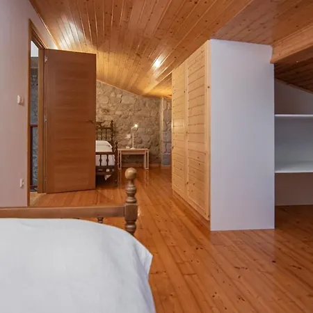 Seastone Gateway-tarrio House * Tarrio (A Coruna)