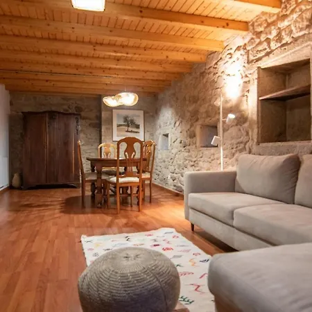 Seastone Gateway-tarrio House * Tarrio (A Coruna)