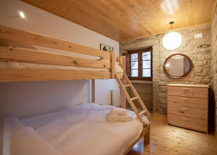 Seastone Gateway-tarrio House